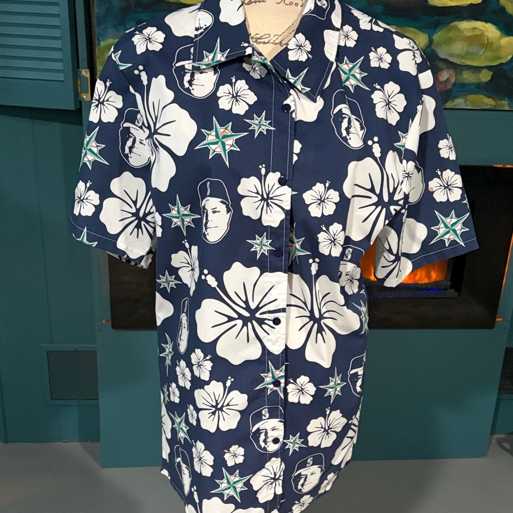 Navy Floral Short-Sleeve Button-Down Shirt